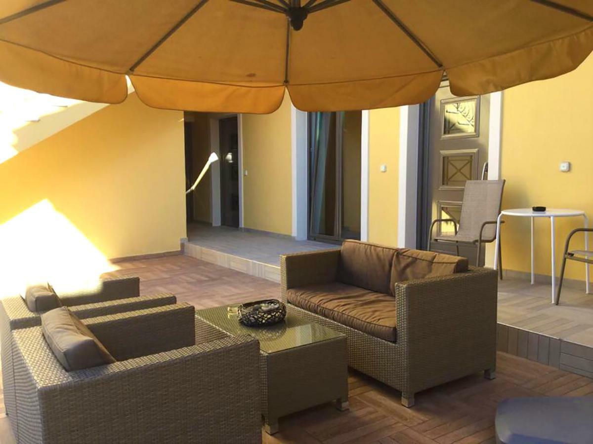Villa Marinos Kavos Bagian luar foto