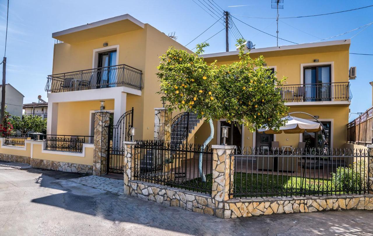 Villa Marinos Kavos Bagian luar foto